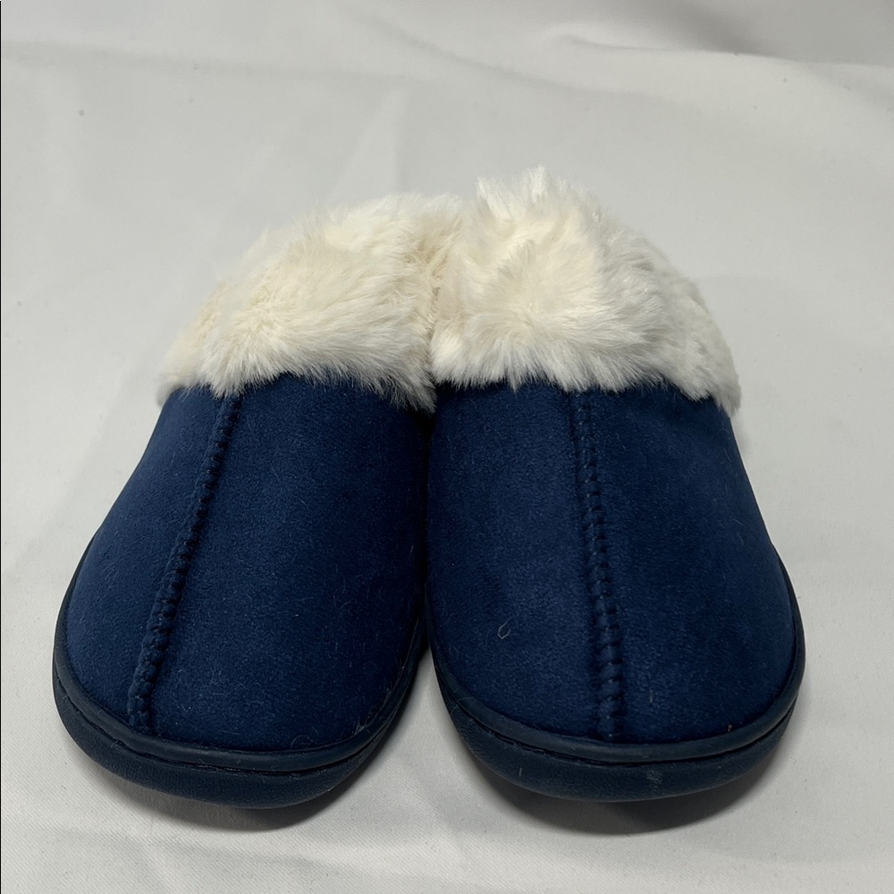 Cozy Navy Blue Women's Slippers with Faux Fur Lining